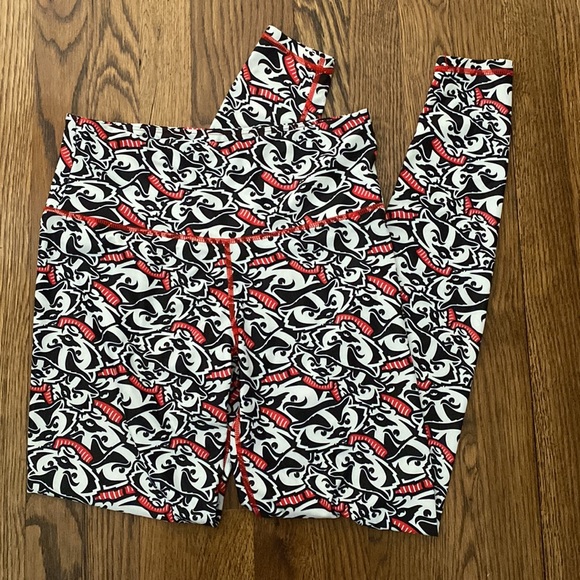 University Of Wisconsin Leggings - Picture 2 of 2